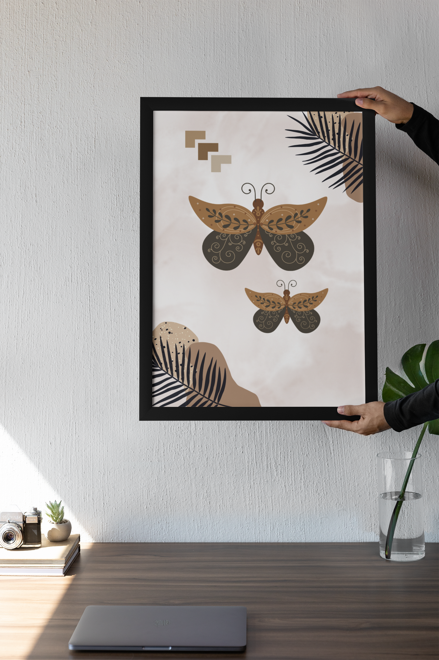 Boho Beauty – Schmetterlingszauber für deine Wand | Artprint mit Rahmen in Schwarz, Weiß oder Naturholz (2 Größen)